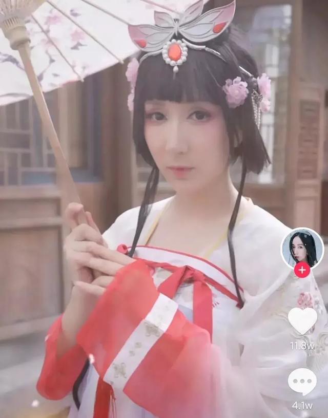 楼一笑的脸,怎么会这样塌下来? 楼一笑的脸,怎么会这样塌下来?