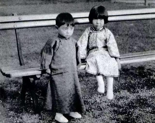 姐弟截然不同的性格 张爱玲敢杀死自己的孩子 张子静却性格