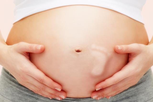 胎儿会 打嗝 和胎动不一样的震动 又给妈妈传递了哪些信息 今日头条